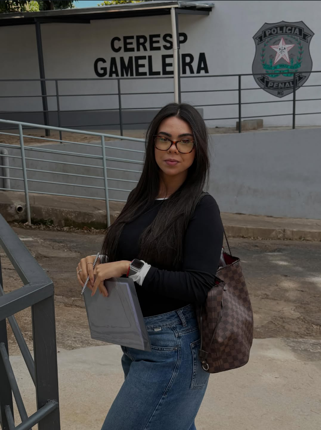 Atendimento presencial em unidade prisional